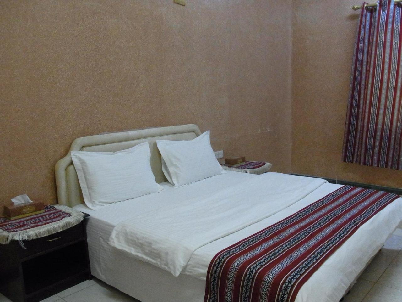 Al Ghazlan Hotel Sinaw Ruddah Экстерьер фото